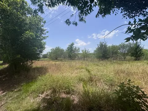 8555 Kerr Rd, Brookshire, TX 77423