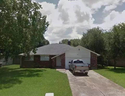 11810 Grapewood Dr, Houston, TX 77089
