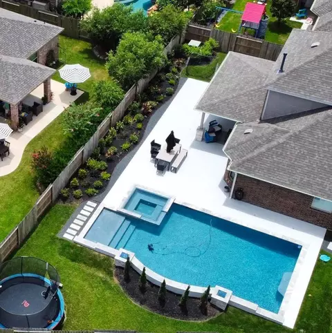 2600 Mystic Springs Ln, League City, TX 77573