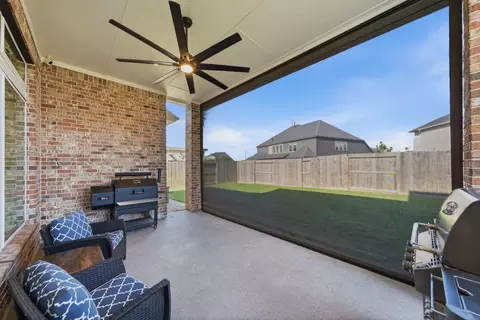 Exterior - 28811 Ember Crest Ln, Fulshear, TX 77441 photo 3 of 6