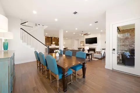 Dining - 28811 Ember Crest Ln, Fulshear, TX 77441 photo 2 of 2