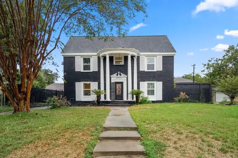 3741 Charleston St, Houston, TX 77021