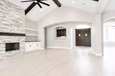 Living - 17114 Leon Ct, Splendora, TX 77372 photo 1 of 2