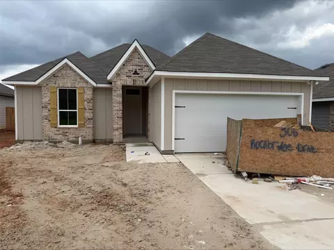306 Rockbridge Dr, Huntsville, TX 77340