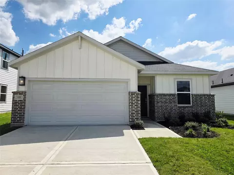 131 Daylight Crest Dr, Crosby, TX 77532