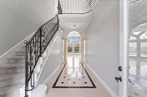Entry Way - 911 Sandy Beach Dr, Conroe, TX 77304 photo 2 of 5