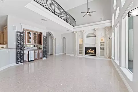 Living - 911 Sandy Beach Dr, Conroe, TX 77304 photo 3 of 7