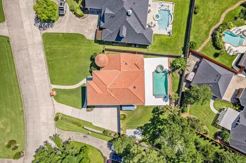 View/Area - 911 Sandy Beach Dr, Conroe, TX 77304 photo 3 of 4
