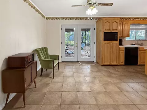 2570 County Rd, Woodville, TX 75979