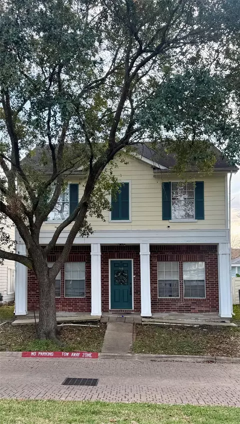15902 S Alley Ct, Houston, TX 77082