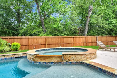 13211 Offshore Dr, Houston, TX 77044