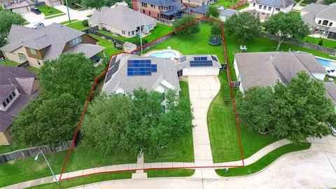 8310 Port Branch Dr, Richmond, TX 77406