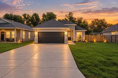 12025 21st St, Santa Fe, TX 77510