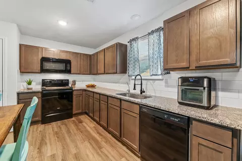Kitchen - 3031 Apache St, Willis, TX 77378 photo 1 of 1