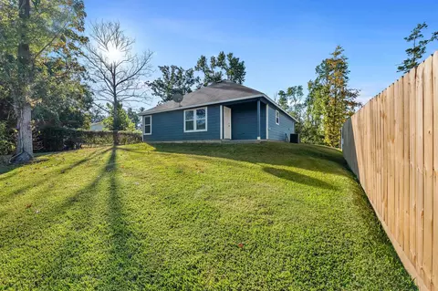 Exterior - 3031 Apache St, Willis, TX 77378 photo 2 of 2