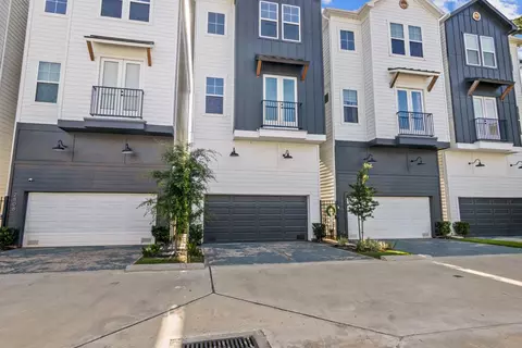 2806 Versailles Oak Ln, Houston, TX 77092