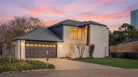303 E Fair Harbor Ln, Houston, TX 77079