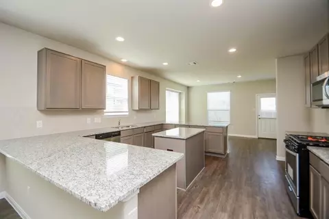 4463 Eveslage Ln, Conroe, TX 77304 photo 10
