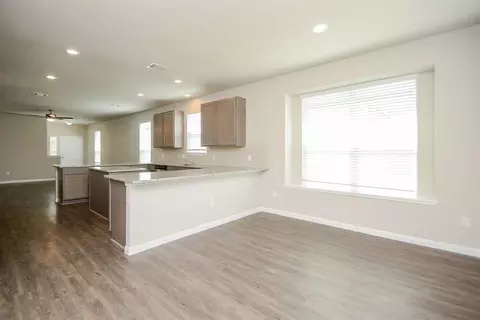 4463 Eveslage Ln, Conroe, TX 77304 photo 15