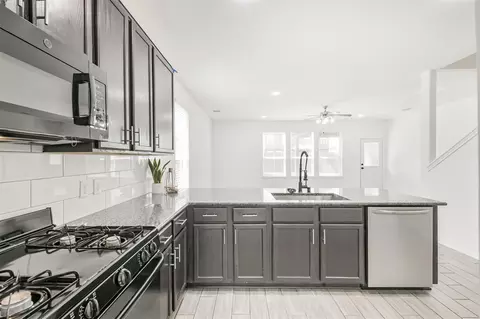 Kitchen - 2824 Beech River Ct, Conroe, TX 77301 photo 1 of 3
