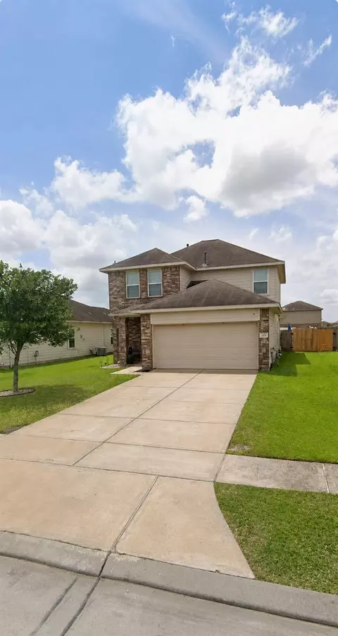 113 Cheyenne River Dr, La Marque, TX 77568