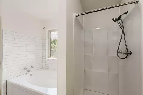 Bath - 23807 Floragate Dr, Spring, TX 77373 photo 2 of 3