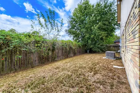 Exterior - 23807 Floragate Dr, Spring, TX 77373 photo 4 of 5