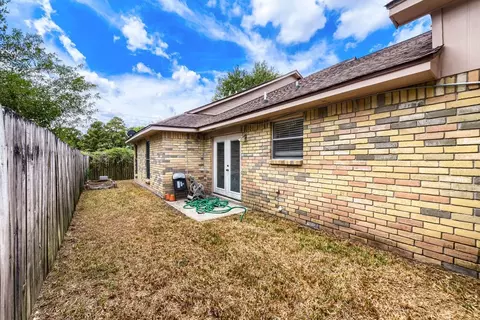 Exterior - 23807 Floragate Dr, Spring, TX 77373 photo 3 of 5