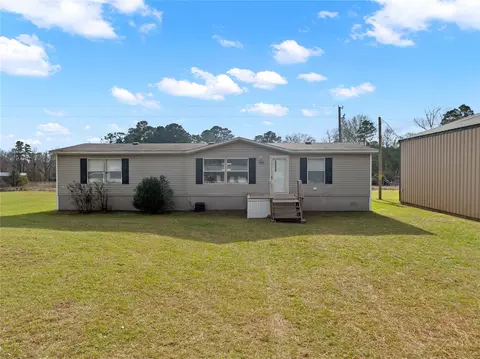220 Pr 8464, Broaddus, TX 75929
