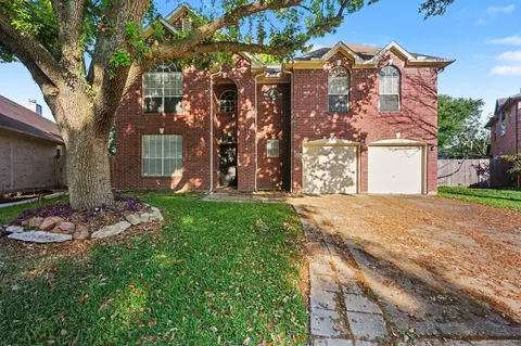 10823 Allens Landing Dr, Houston, TX 77065