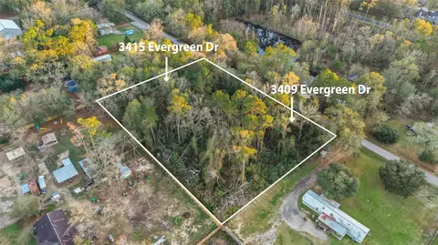 3415 Evergreen Dr, Kingwood, TX 77365