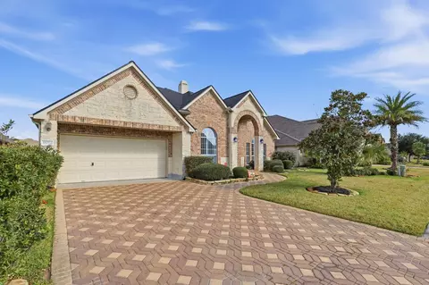 18014 Grotto Point Dr, Cypress, TX 77429