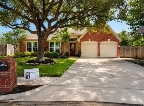 15418 Park Glen Dr, Sugar Land, TX 77498