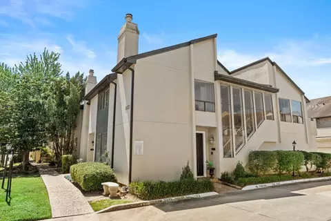 1112 Bering Dr #67, Houston, TX 77057