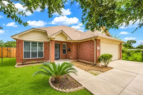 8645 Rinn St, Houston, TX 77078
