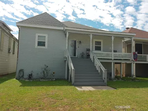 2917 Avenue P 12, Galveston, TX 77550
