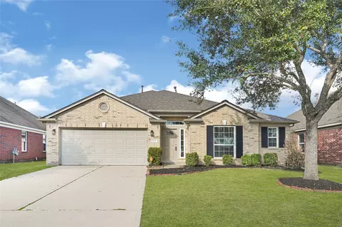 18426 Cypress Lake Village Dr, Cypress, TX 77429