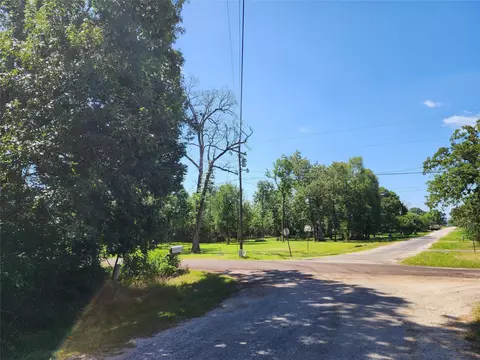000 Armadillo Dr, Trinity, TX 75862 photo 9