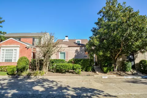9518 Bayou Brook St, Houston, TX 77063