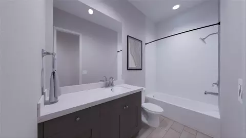 Bath - 6311 Violet Embers Dr, Katy, TX 77493 photo 3 of 4