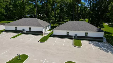 103 Summer Pl, Huntsville, TX 77340