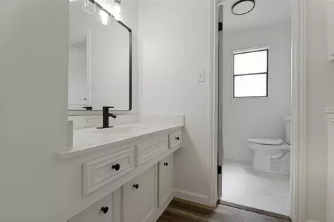 Bath - 6611 Falling Waters Dr, Spring, TX 77379 photo 3 of 4
