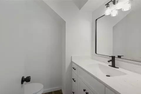Bath - 6611 Falling Waters Dr, Spring, TX 77379 photo 4 of 4
