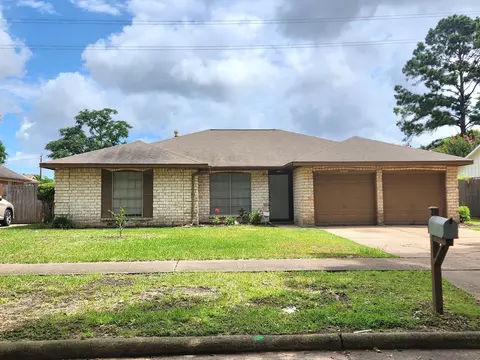 11410 Spring Grove Dr, Houston, TX 77099