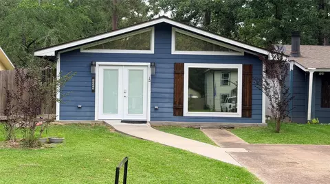 28624 Rantoul Ct, Huntsville, TX 77320