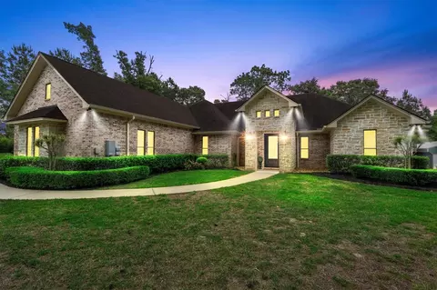 13130 Victoria Trce, Montgomery, TX 77316