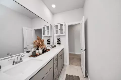 Entry Way - 3628 Standing Rock Dr, Spring, TX 77386 photo 8 of 8