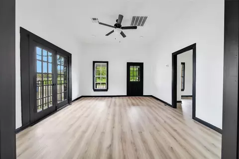 Living - 106 Spring School Rd, Spring, TX 77373 photo 1 of 3
