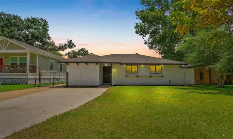 11058 Vailview Dr, Houston, TX 77016