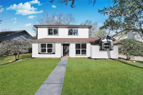 2035 Round Spring Dr, Houston, TX 77339